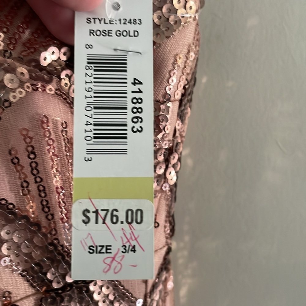 Morgan & Co. Rose Gold Sequin Size 3/4 NWT - Picture 2 of 9